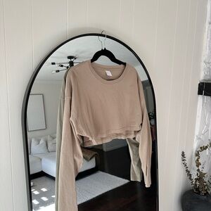 BuffBunny Beige Cropped long sleeve
